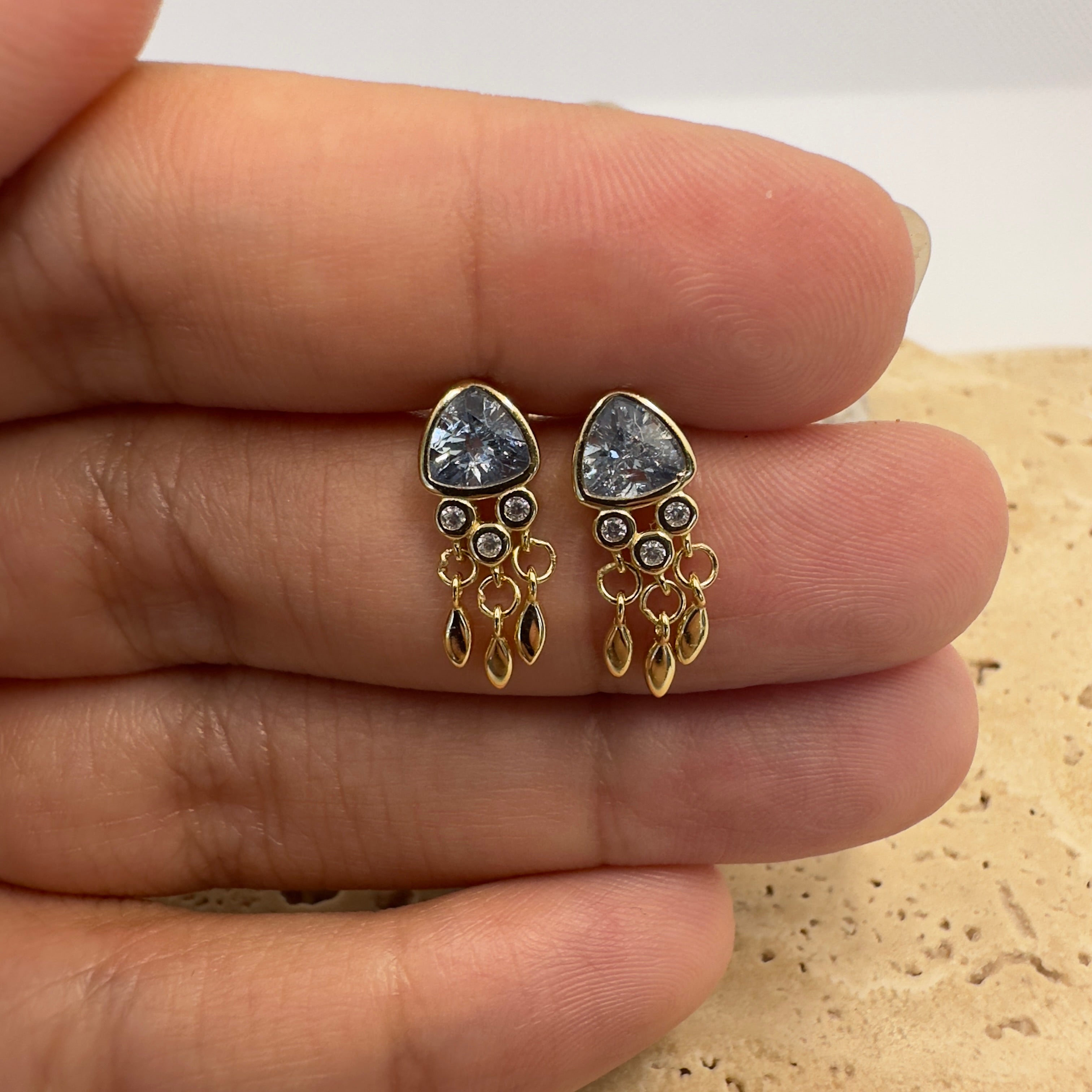 L'aqua Drop Studs