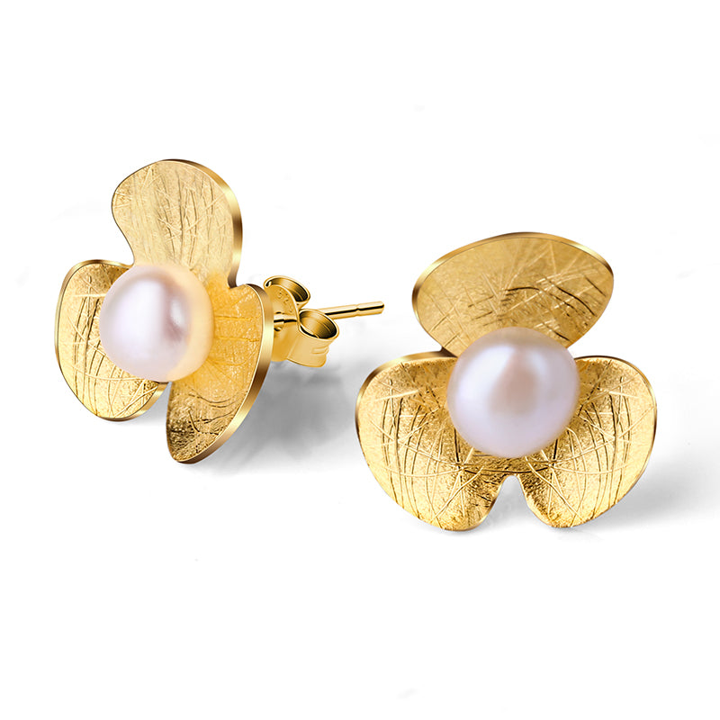 Shamrock Pearl Studs - Gold