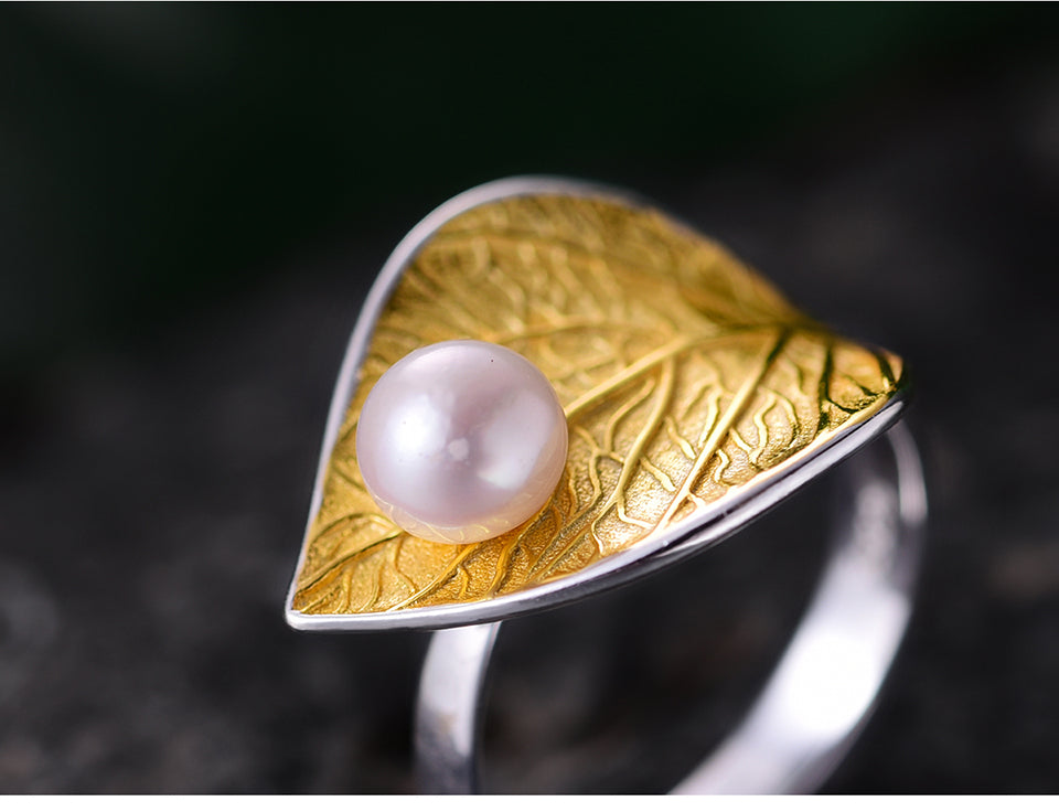 Rain Drop Pearl Leaf Ring - Gold