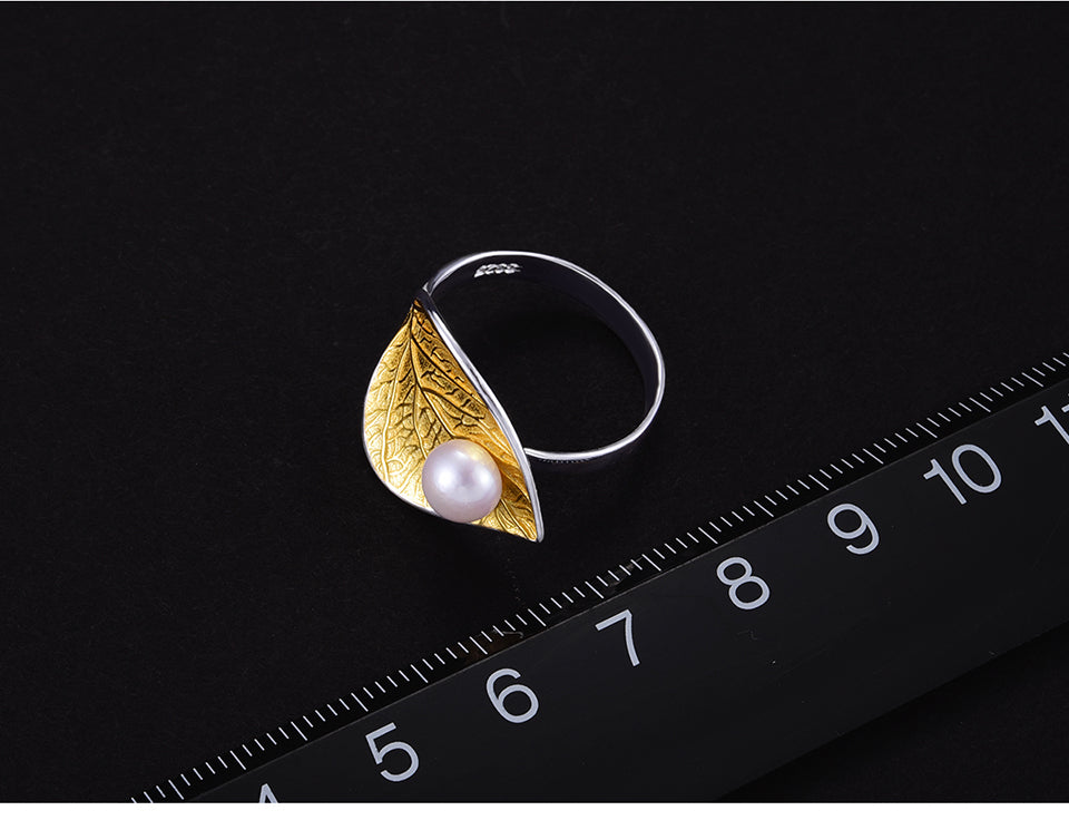 Rain Drop Pearl Leaf Ring - Gold