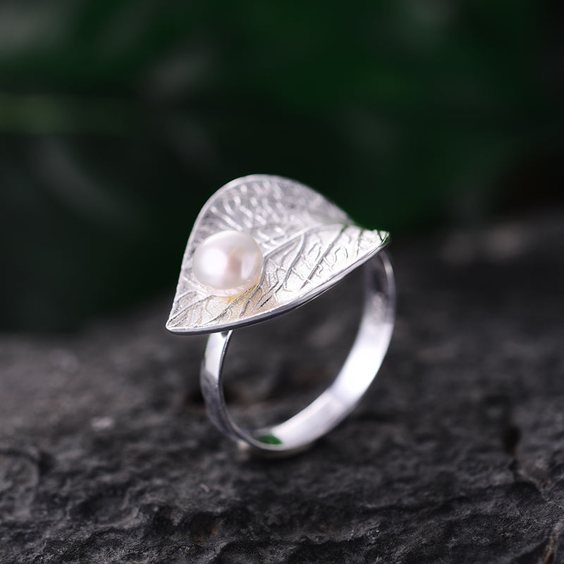 Rain Drop Pearl Leaf Ring - Silver